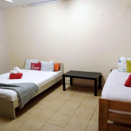 Spacious Economic Center Porto Flat المظهر الخارجي الصورة