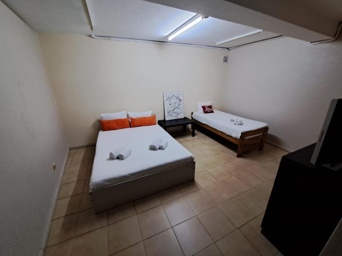 Spacious Economic Center Porto Flat المظهر الخارجي الصورة