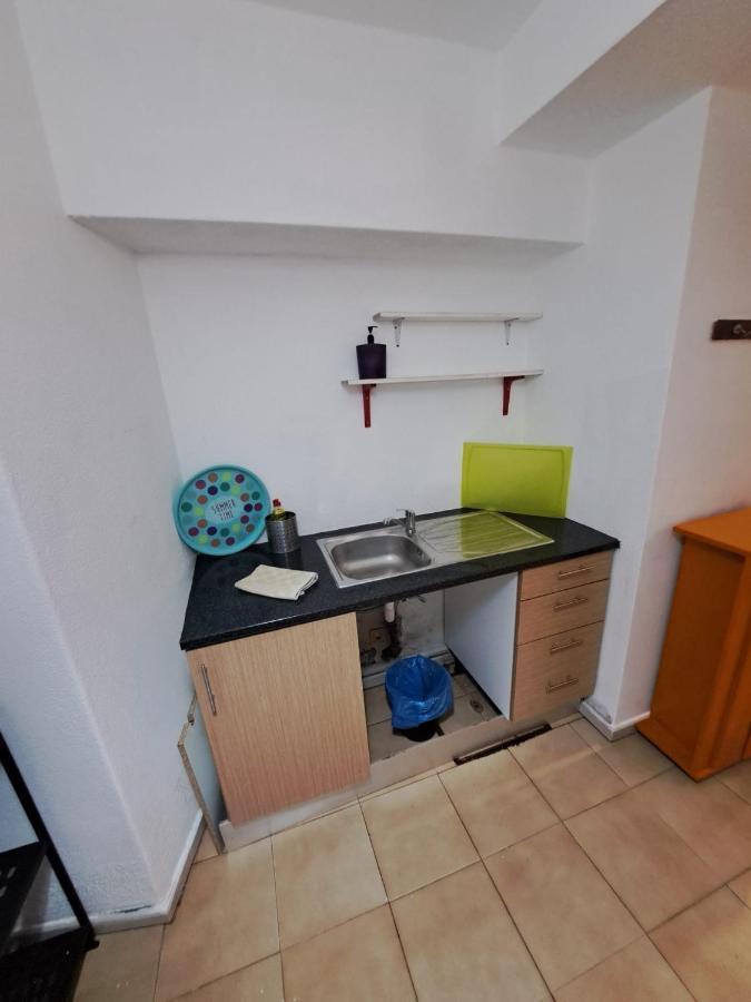 Spacious Economic Center Porto Flat المظهر الخارجي الصورة