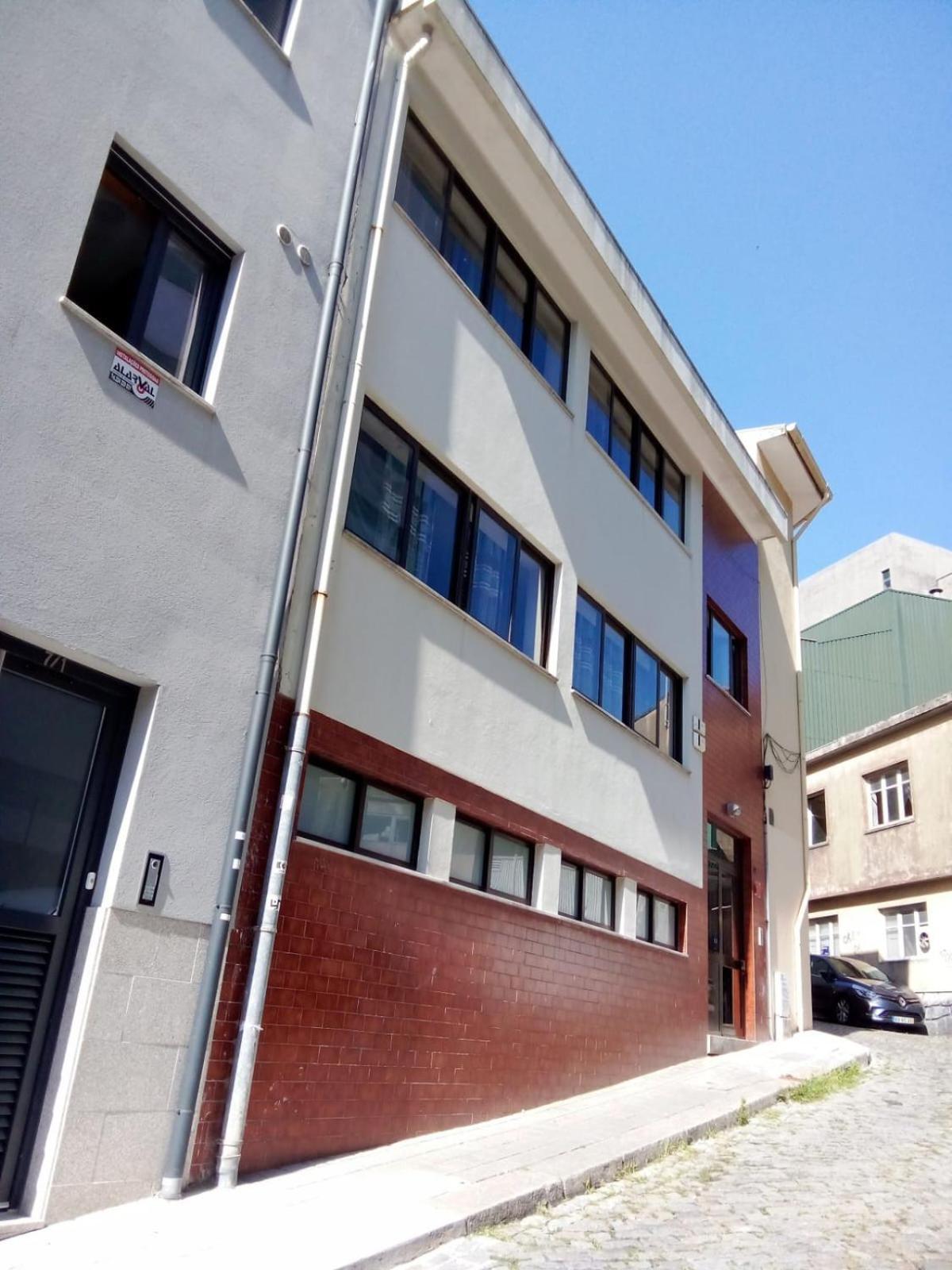 Spacious Economic Center Porto Flat المظهر الخارجي الصورة