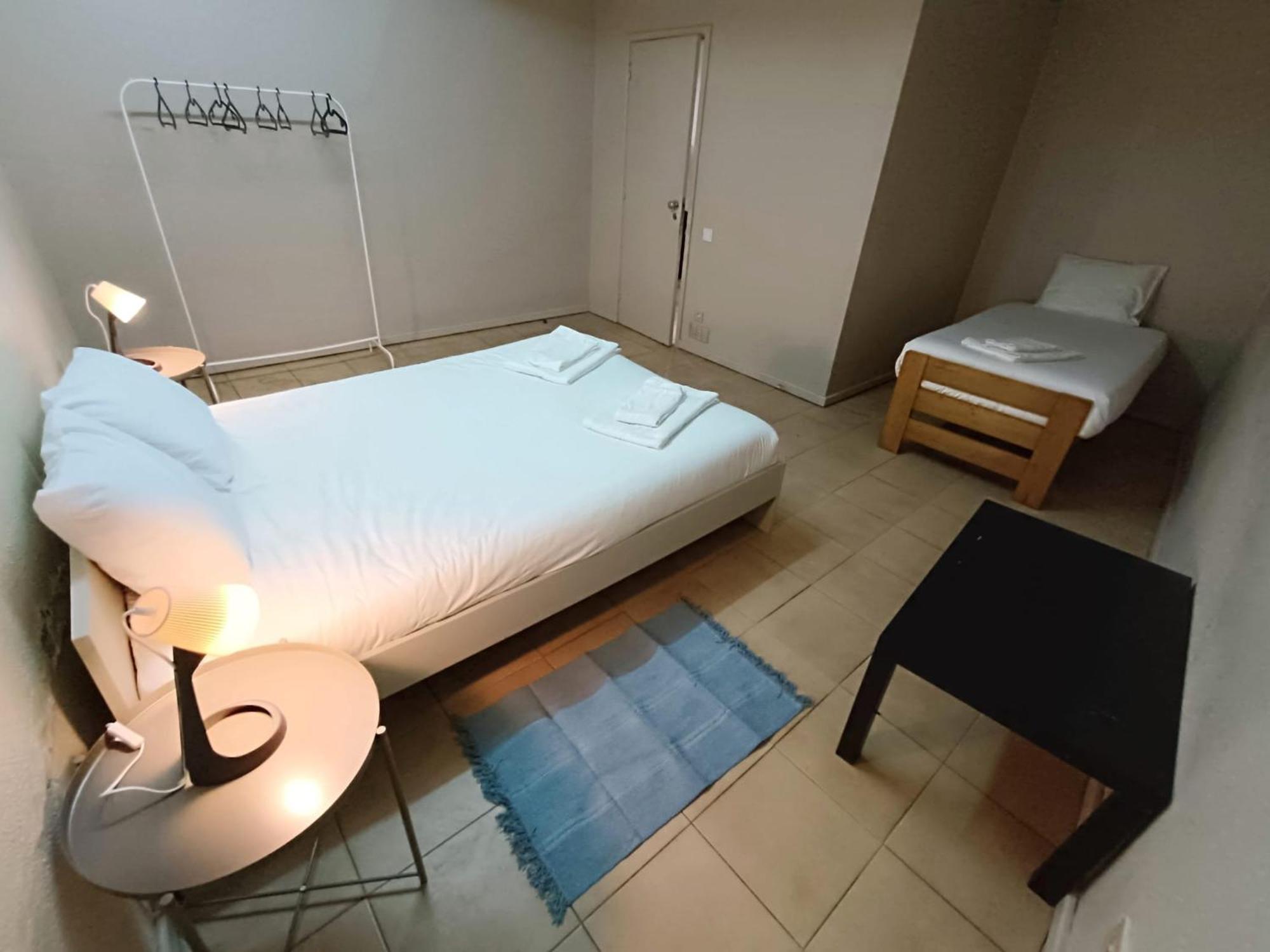 Spacious Economic Center Porto Flat المظهر الخارجي الصورة